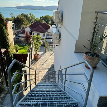 شقة Zsolna Balatonfůzfő